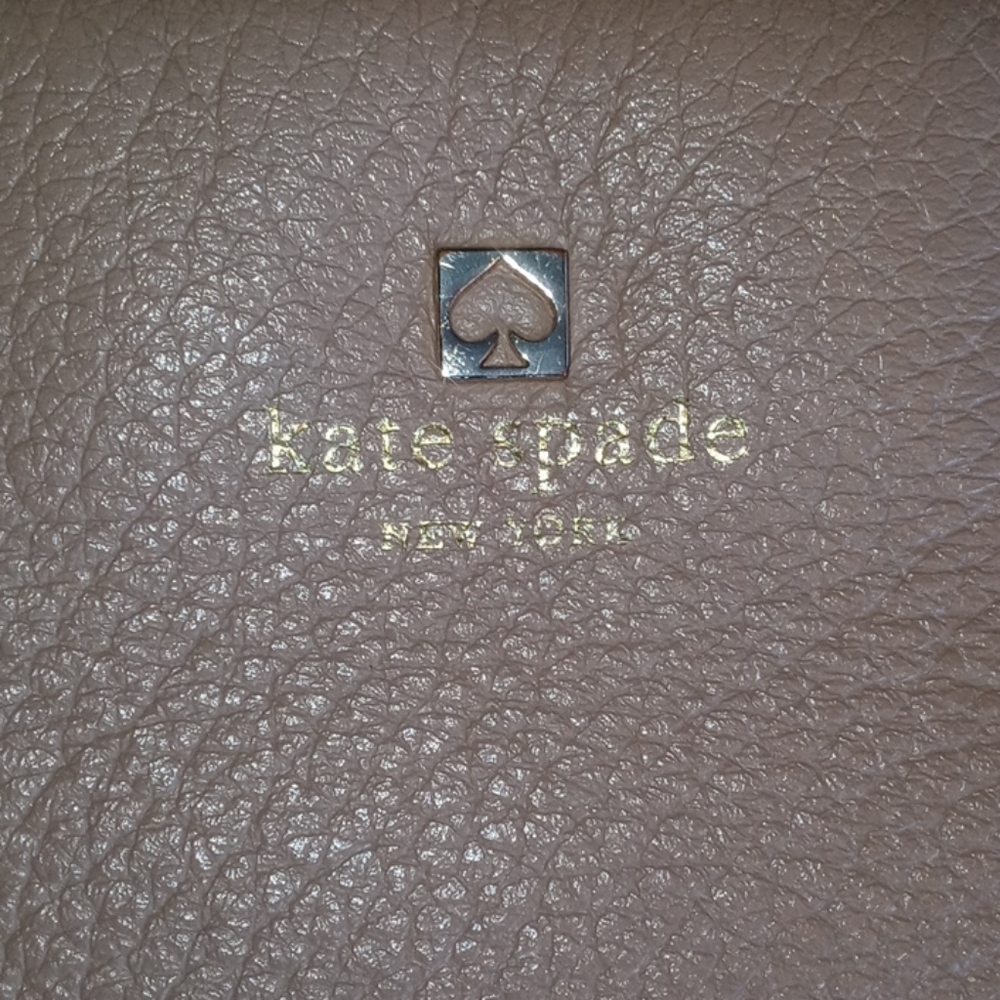 Kate Spade leather purse - Picture 3 of 8